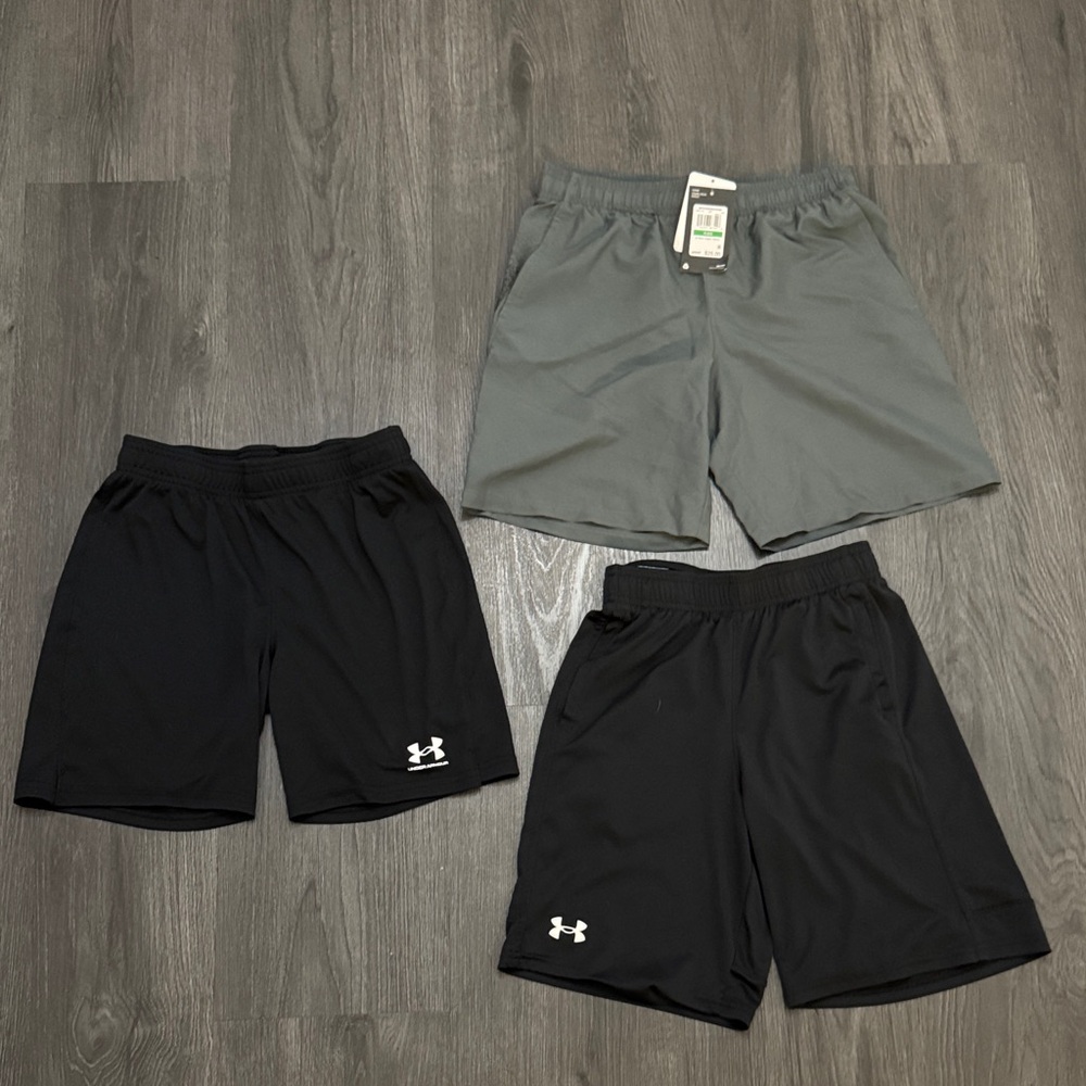 Under Armour kids Athletic Shorts in Black and Gray